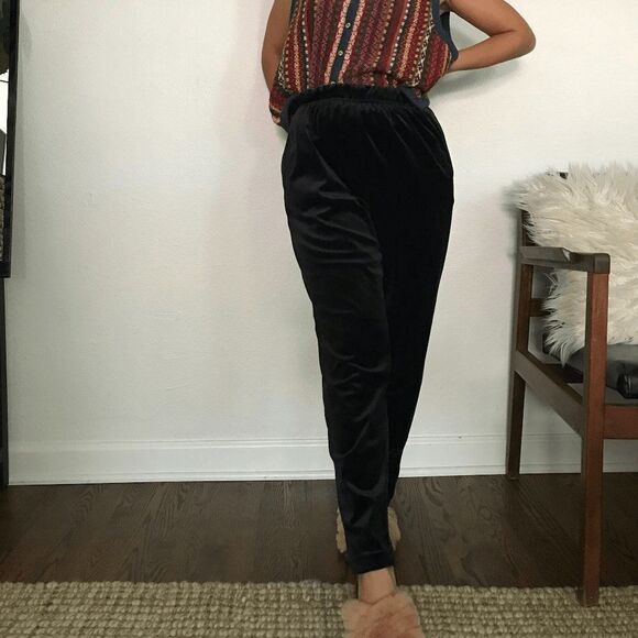 Vintage black velvet trousers‎ party pants small 80s high rise glam minimalist - Picture 1 of 10